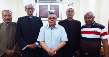 رئيس شركة مياه الأقصر يبحث مع وكيل الأوقاف منع إلقاء مخلفات الأضاحي بالصرف الصحي