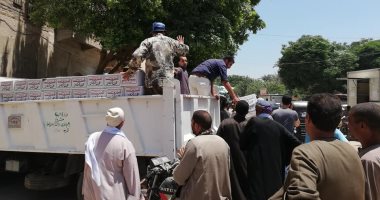 توزيع 38 ألف كرتونة مواد غذائية مدعمة من القوات المسلحة للاسر الفقيره بأسيوط