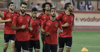 الحاوى وناصر ماهر يشاركان فى تدريبات الأهلى استعدادا لدجلة