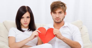 رجالة الأبراج دى علاقتها بأنثى الأسد بين البينين