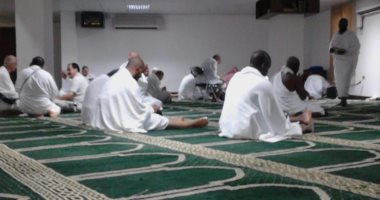 الحجاج يحرمون فى يوم التروية تأهبا لوقفة عرفات غدا