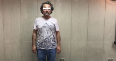 الأموال العامة تضبط أجنبيا يستولى على حسابات عملاء البنوك ببطاقات ائتمان مزورة