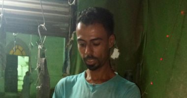 إنما للسن "أصول".. محمد 20 سنة على حجار "السكين"