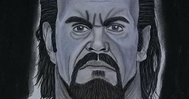 صور.. "الحديدى" يبدع فى رسم مشاهير الفن والمصارعة بالرصاص