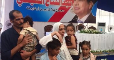 مبادرة الرئيس للإفراج عن الغارمين تعيد زوجين لأبنائهما بعد شهور السجن.. فيديو