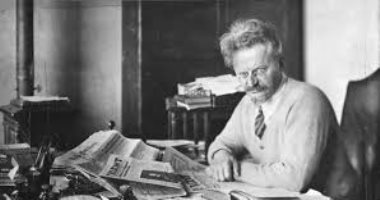 سعيد الشحات يكتب: ذات يوم 21 أغسطس 1940.. وفاة «تروتسكى» بضربة معول فى مكتبه بالعاصمة المكسيكية.. والقاتل عميل لأجهزة الرئيس السوفيتى «ستالين»