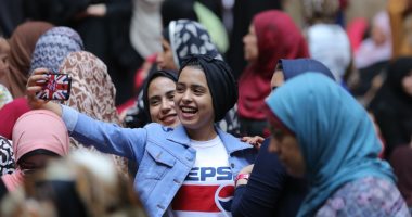 سيلفى العيد.. صورة بعد الصلاة ذكرى حلوة لفرحة المصريين