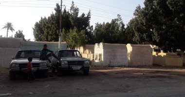 زيارة المقابر والأراجيح أبزر مشاهد العيد بالشرقية