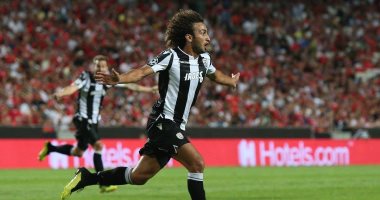 عمرو وردة وباسم مرسى يقصان شريط مشوارهما بالدورى اليونانى اليوم