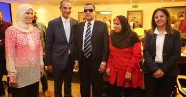 الاتصالات تبدأ مخاطبة الجهات الحكومية لتنفيذ مبادرة الرئيس بتمكين "ذوى الإعاقة"