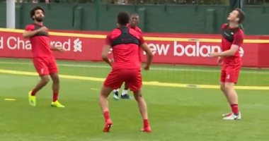 محمد صلاح يستعد لمواجهة برايتون فى البريميرليج بــ"ماتش طايرة".. فيديو