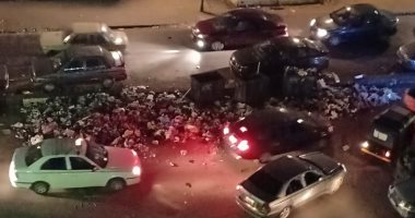 قارئ يشكو من تراكم القمامة بوسط شارع امتداد ولى العهد فى حدائق القبة