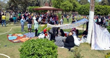 صور .. القناطر الخيرية تواصل استقبال المواطنين في ثالث أيام عيد الأضحى