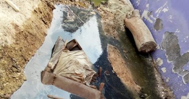 منطقة بشتيل فى الجيزة تعوم على مياه الصرف الصحى وتهدد المنازل بالانهيار