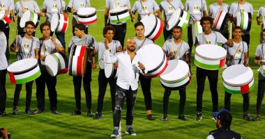 أجيرى ووزير الرياضة وأبو ريدة يحضرون مباراة السوبر الإماراتى.. صور 