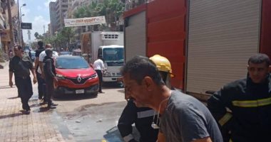 صور.. السيطرة على حريق بمخبز بالعجمى دون إصابات