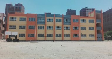 أولياء أمور مدرسة بالقليوبية يشتكون من نقل 600 طالب من" تجريبة" لحكومية  