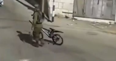استشهاد شقيق الأسير الفلسطينى "زكريا الزبيدي" مُتأثرًا بجروحه