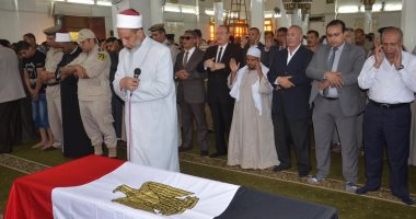  تشييع جنازة شهيد الشرطة "أحمد عيد" من بنى سويف 