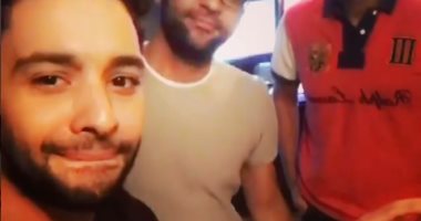 شاهد.. الفنان أحمد جمال أثناء تحضير ألبومه الجديد