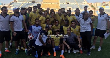 تورتة لثنائى الإسماعيلي بعد الانضمام للمنتخب 