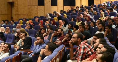 جامعة النهضة ببنى سويف تنظم دورات مجانية لتعليم زراعة الأسنان والليزر 