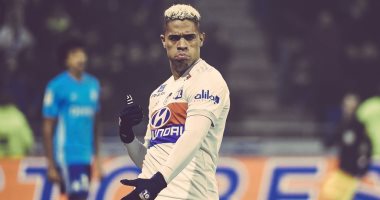 ريال مدريد يعلن عودة مهاجمه ماريانو دياز من ليون 5 مواسم
