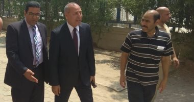 صور.. نائب محافظ القاهرة للمنطقة الشرقية يتفقد حى المرج