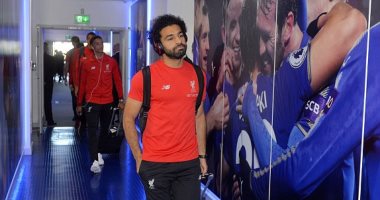 اتحاد الكرة يجهز استقبالا أسطوريا لمحمد صلاح فى مطار القاهرة.. شركة متخصصة لاستقباله قبل منطقة الجوازات حتى صالة الخدمات المميزة.. فرد أمن لاصطحابه للمنزل.. ومنع الجمهور والإعلام من حضور تدريبات الفراعنة