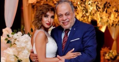 وصلة حب بين روجينا وأشرف زكى.. بمناسبة توليه أكاديمية الفنون المسرحية
