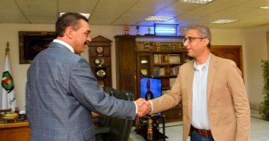 محافظ سوهاج يكلف باعداد قاعدة بيانات كاملة للموقف التنفيذى لمشروعات المحافظة