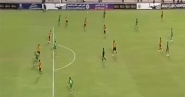 فيديو.. احتفالات زعيم الثغر بإقصاء حامل لقب كأس العرب.. وإلقاء زجاجات