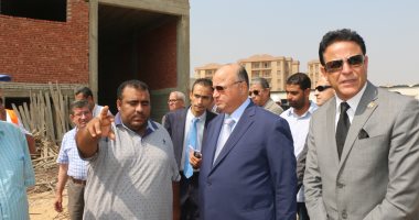 محافظ القاهرة يوجه بسرعة الانتهاء من إنشاء سوق التونسى الجديد