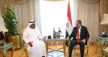 وزير الاتصالات يناقش مع سفير الإمارات تمكين ذوى الإعاقة