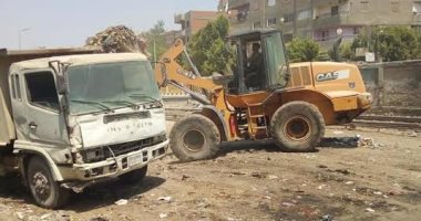 رفع 250 طن قمامة بالخانكة وتسليك خط الصرف الرئيسى بأبو زعبل