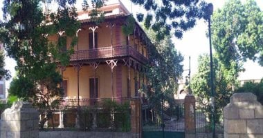شاهد القصر التاريخى للملك فاروق بإسنا جنوبى الأقصر 