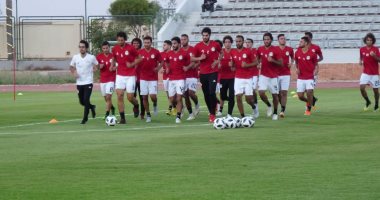 إيهاب جلال يعلن تشكيل منتخب مصر لمواجهة غينيا فى أول ظهور رسمى.. أبو جبل فى حراسة المرمى وأيمن أشرف وعمر جابر فى الأطراف والسولية يقود الوسط.. ثلاثى هجومى من صلاح وتريزيجيه ومرموش.. وغياب المهاجم الصريح