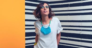 يسرا الهوارى تقدم سهرة مزيكا فى شارع المعز