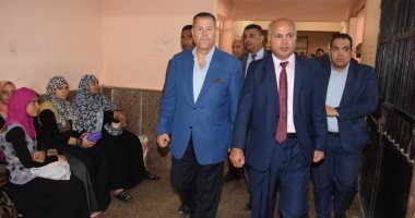فيديو.. محافظ بنى سويف يفاجئ الطاقم الطبى بمستشفى ببا للاطمئنان على مستوى الخدمات