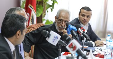 صور.. الفيشاوى والحلفاوى والعدل يشاركون فى ورشة لائحة الأهلي 