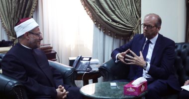 مفتى الجمهورية لسفير هولندا: مجابهة التطرف فكريًّا أصبح من واجبات الوقت