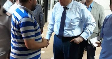 محافظ الشرقية يزور مستشفى ديرب نجم و القنايات للاطمئنان على الخدمات الصحية 
