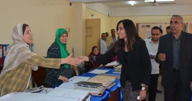 نائبة محافظ البحيرة تتفقد الديوان العام
