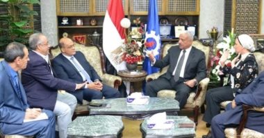 محافظ السويس يستقبل أعضاء مجلس النواب بالمحافظة