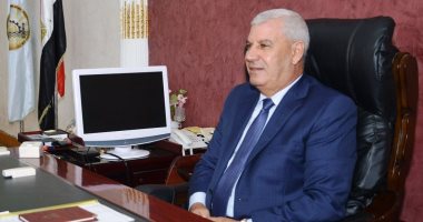 محافظ مطروح يوجه جميع الأجهزة بالاستعداد المبكر لمجابهة السيول والأمطار