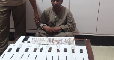 مباحث المخدرات بسوهاج تضبط مسجل خطر وبحوزته نصف كيلو حشيش وأفيون