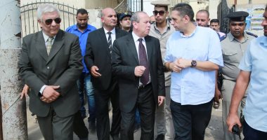 صور.. محافظ كفر الشيخ يزور مقام الدسوقي ويقرر نقل مقلب قمامة مطوبس 