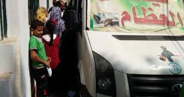كشف طبى وعلاج بالمجان لـ 1960 مواطنا بقافلة فى قرية قراجه مركز كفر صقر 