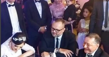شاهد.. نجل الساحر فى حفل زفاف ابنة عمه بالإسكندرية