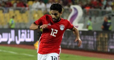 شاهد ماذا كتب أيمن أشرف لاعب الأهلى فى ذكرى وفاة والدته وشقيقته؟